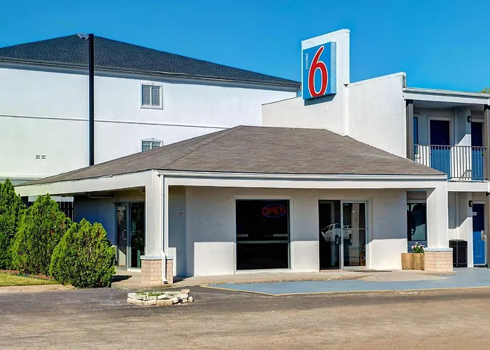 Motel 6-Sulphur Springs, Tx